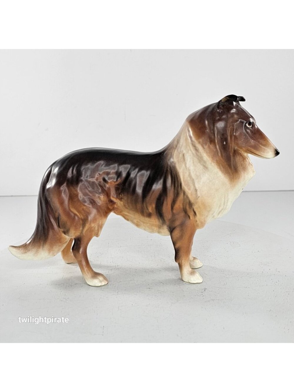 Hagen Renaker DW Collie Dog Marmion Figurine Monrovia *Repaired*